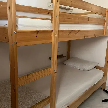 Guest House *
